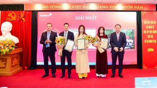 Trao giải Cuộc thi sáng tác tác phẩm hưởng ứng Giải Búa liềm Vàng Đảng ủy Khối Doanh nghiệp Trung ương (DNTW) năm 2023