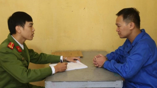 Giả làm thầy bói giải vong lừa đảo chiếm đoạt tài sản