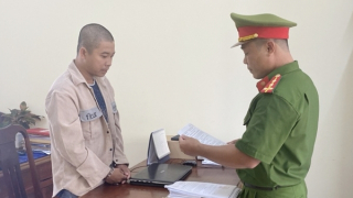 Đối tượng chuyên chôm tiền của người nước ngoài sa lưới