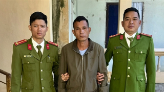 Đột nhập nhà dân đục két mang tiền về nhà cất giấu