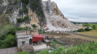 Mỏ đá “hành dân” nhiều năm