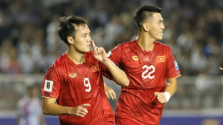 Tuyển Việt Nam cố gắng giành điểm trước Iraq