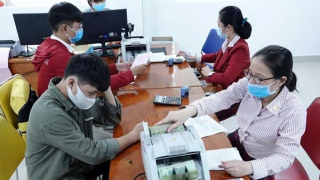 Dừng cho vay ưu đãi học sinh, sinh viên mua máy tính học trực tuyến