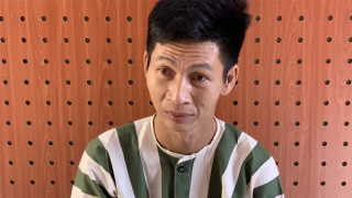 Tên trộm xe máy bất ngờ khi mở cốp có tài sản cả trăm triệu