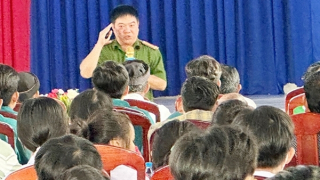 Công an xã với an ninh, trật tự tuyến biên giới: Trăm dâu đổ đầu tằm…