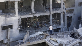 Israel vẫn tấn công Gaza bất chấp thỏa thuận ngừng bắn