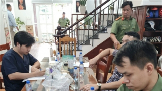 “Bác sĩ Mr Lee” tiếp tục bị xử phạt vì phẫu thuật thẩm mỹ trái phép