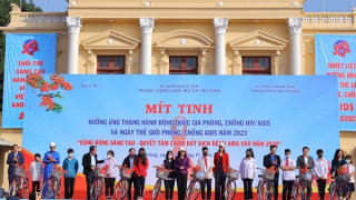 Nhiều giải pháp cấp bách để chấm dứt đại dịch AIDS vào năm 2030