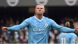 Erling Haaland phá kỷ lục tại giải Ngoại hạng Anh