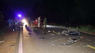 Xe máy kẹp 3 gây tai nạn làm 2 người tử vong