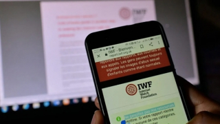 Quản lý công nghệ kỹ thuật số như “kiểm soát khối u lành tính”