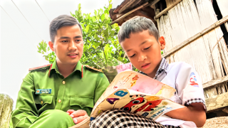 Trưởng Công an xã vùng cao được nhân dân tin yêu