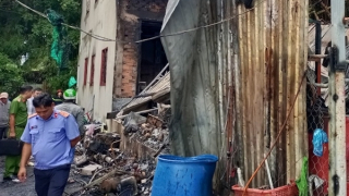 Cháy nhà trong đêm, 2 cha con tử vong