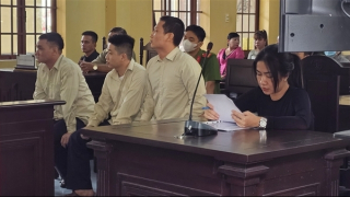 Lãnh án vì đánh người đi đường chấn thương sọ não, tử vong