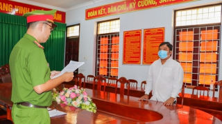 Khởi tố đối tượng khai thác cát trái phép trên sông Tiền