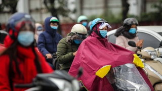 Vùng núi Bắc Bộ có nơi 11 độ C, mưa to tiếp diễn ở òmiền Trung