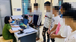 Náo loạn quái xế tuổi teen