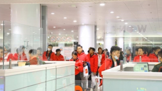 338 công dân Việt Nam đầu tiên mắc kẹt tại Myanmar về nước an toàn