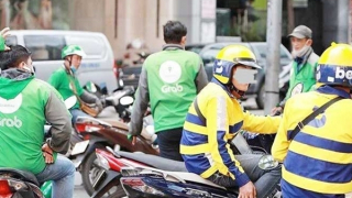 Nở rộ xe ôm công nghệ “nhái”