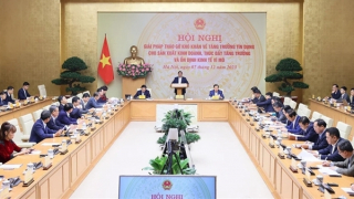 Thủ tướng: Gỡ khó khăn về vốn trên tinh thần “lợi ích hài hòa, rủi ro chia sẻ”