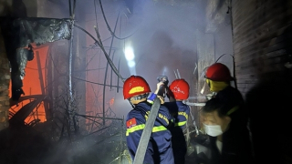 Chính quyền trợ giúp hàng trăm tiểu thương trong vụ cháy chợ miền núi