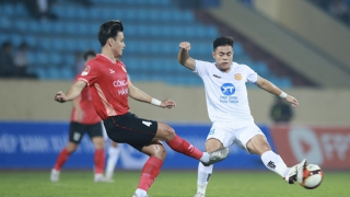 CLB Công an Hà Nội "đánh rơi" chiến thắng trước Nam Định