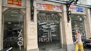 Một thăng hạng không vui