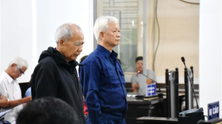 Cựu Chủ tịch và Phó Chủ tịch UBND tỉnh Khánh Hòa tiếp tục hầu tòa