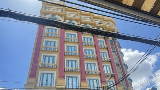 Không ít “con voi chui lọt lỗ kim” (Bài 1)