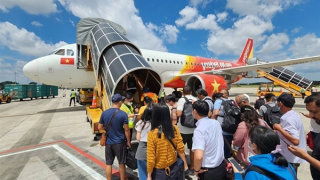 Cục Hàng không nói về việc giá vé máy bay tăng cao dịp Tết