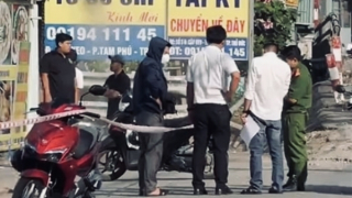 Chủ nhà trọ tử vong bất thường trên đường
