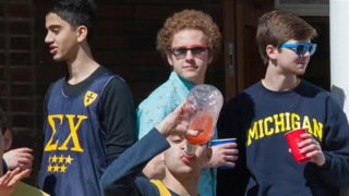 Mỹ: Nạn “ma cũ bắt nạt ma mới” ở trường đại học