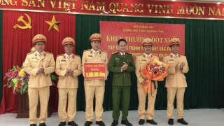 CSGT Công an tỉnh Quảng Trị được khen thưởng vì liên tiếp lập thành tích xuất sắc