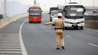 CSGT Hà Nội đồng loạt ra quân cao điểm Tết