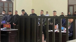 Tuyên án nhóm "chiếu bạc trên mạng"