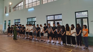 Giả danh bác sĩ bệnh viện lừa bán thuốc cho bệnh nhân nghèo