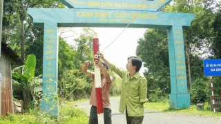 Người kiểm lâm bị chém cụt tay vẫn tiếp tục giữ rừng