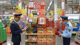 Tăng cường kiểm tra, kiểm soát nguồn hàng Tết