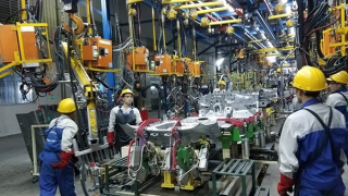 Sản xuất công nghiệp và xuất nhập khẩu phục hồi tích cực