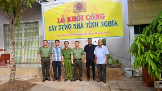 Khởi công xây dựng nhà tặng nhân chứng tham gia Kế hoạch phản gián CM12