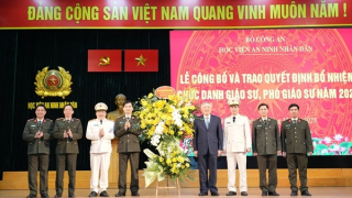 Học viện ANND trao quyết định bổ nhiệm chức danh giáo sư, phó giáo sư năm 2023