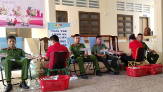 Trên 300 CBCS Công an tỉnh Bạc Liêu hiến máu tình nguyện