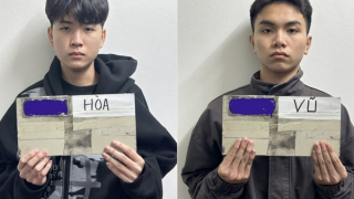 Bắt khẩn cấp 2 đối tượng xâm hại tình dục bé gái 14 tuổi