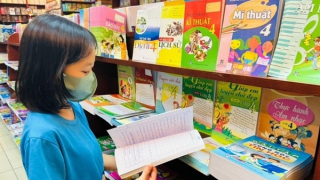 Kiểm soát chặt chẽ chi phí sản xuất, phát hành để giảm giá thành sách giáo khoa