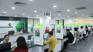 Tiếp tục lập đáy mới, lãi suất gửi tiết kiệm xuống mức 1,9%/năm