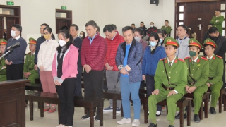 Vụ “chuyến bay giải cứu”: Đề nghị trả lại tiền, vàng bị thu giữ khi khám nhà cựu Phó Giám đốc Công an Hà Nội