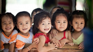 Chỉ thị của Bộ Chính trị về tăng cường công tác chăm sóc, giáo dục và bảo vệ trẻ em