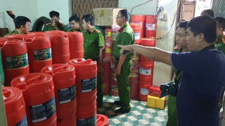 Mua dầu nhớt đã sử dụng từ Biên Hòa về Tuy Hòa đóng thùng thành hàng hiệu