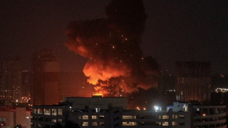 Nga mở đợt không kích lớn, tiếng nổ vang lên khắp Ukraine