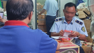 Tạm giữ hàng hóa vi phạm hơn 1,6 tỷ đồng tại 6 điểm kinh doanh